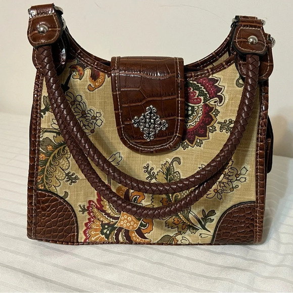 SOLD - Picture 1 of 16